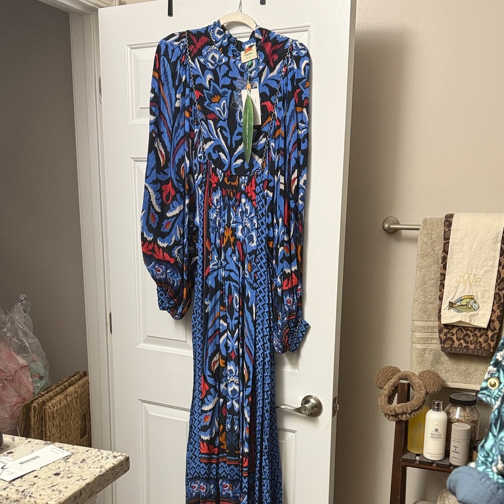 FARM Rio Toucans Scarf Maxi SZ M